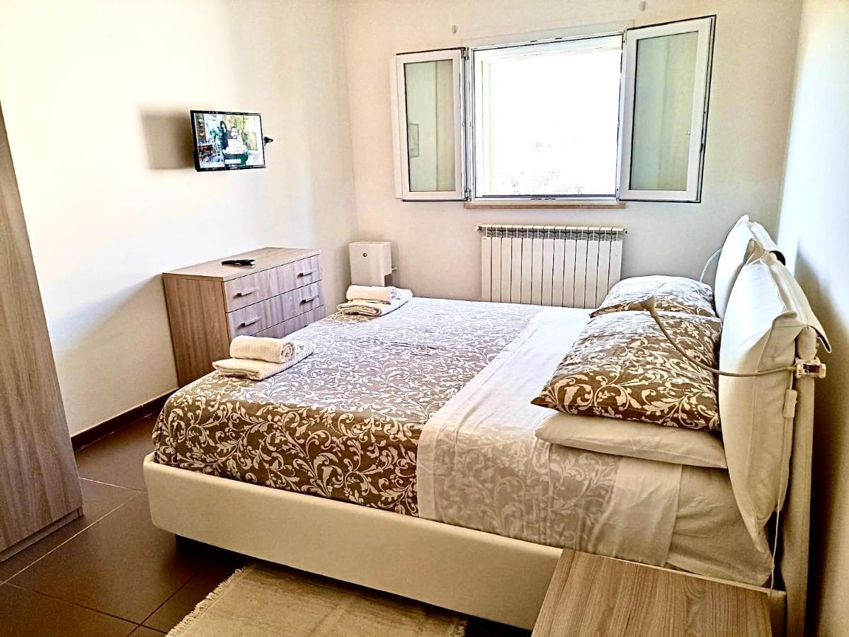 Villa Laura Bari Bagian luar foto