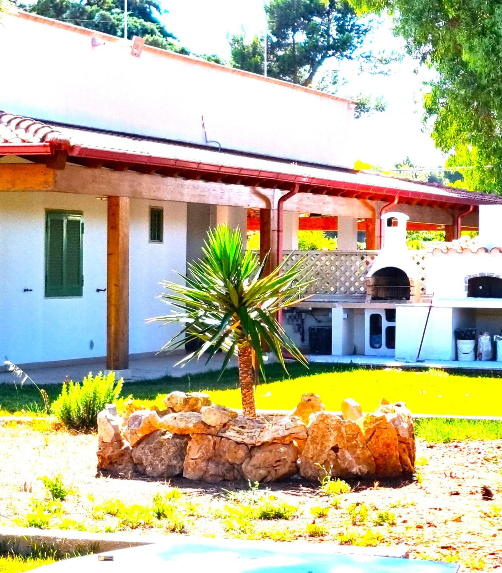 Villa Laura Bari Bagian luar foto